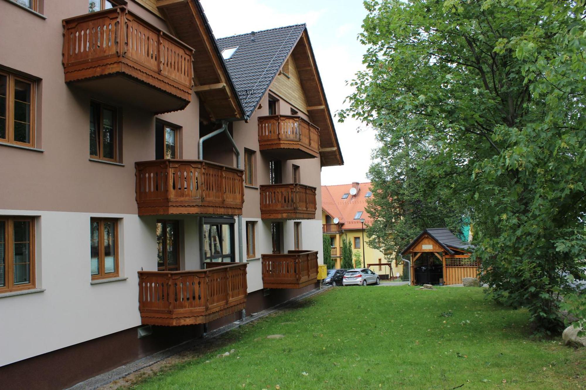 Apartament Blisko Centrum Z Garazem Karpacz Bagian luar foto