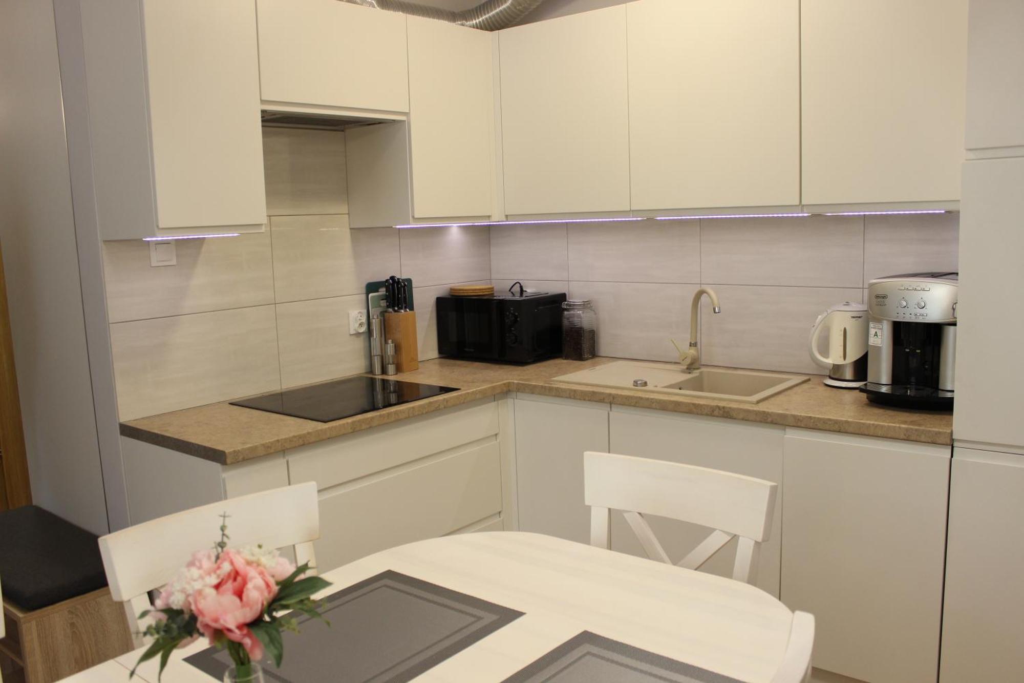Apartament Blisko Centrum Z Garazem Karpacz Bagian luar foto